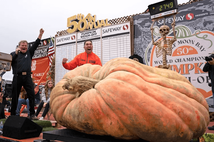 Minnesota Man Smashes World Record with 2,749-Lb. Pumpkin: ‘It Was Quite the Feeling'